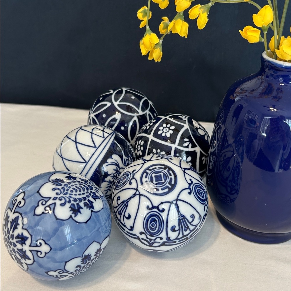Home Decor 5 spheres in basket Ceramic Chinoiserie Orbs Cobalt blue table decor - Picture 2 of 6